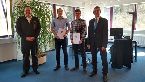 Foto von links: Christian Rossel (KBI), Michael Ehresmann (KBM), Jörg Neugebauer (KBM), Landrat Frank Kilian