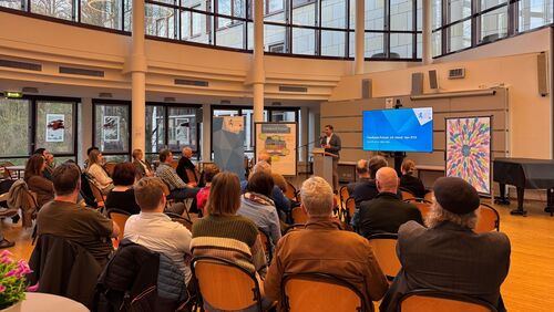 Foto: Landrat Sandro Zehner beim Start des Pilotprojektes "Feedback-Forum".