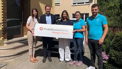 Landrat Sandro Zehner zu Besuch beim ambulanten Pflegedienst „Menschen zu Hause GmbH" in Eltville am Rhein.