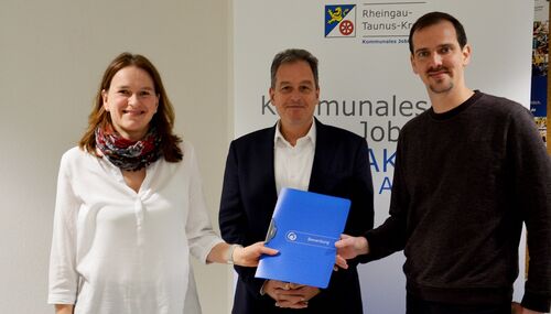 Meike Dittmar (Arbeitgeberservice), Michael Krebs (Teamleitung Fallmanagement JobCenter Bad Schwalbach) und Jakob Karlin (Landesgartenschau GmbH).