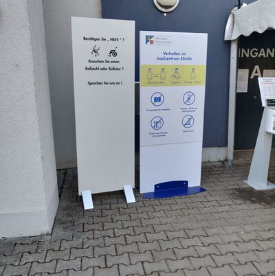 Impfzentrum Eltville bietet umfangreiche Unterstützung für Menschen mit eingeschränkter Mobilität.